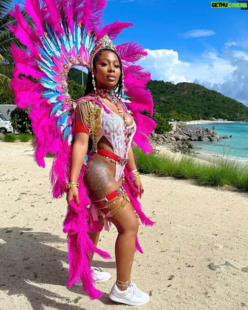 Jayda Cheaves Instagram - It should cost a billion to look this good ✨ Antigua e Barbuda