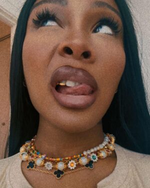 Jayda Cheaves Instagram - Im only fly on days that end with y
Skirt / top @prettylittlething