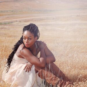 Jazz Raycole Instagram - As Carrie Bradshaw once said.. “it’s the end of an era...” Looking back on this decade... it was more than I could have imagined. It hurt. It was awesome. It sucked. I grew. But among all things I lived. It was fabulous in the best ways. And the worst it could ever be. It was beautiful chaos. 
I lost so much this decade in every sense of the word. From deaths to friendships, jobs, money, love. I am so grateful for all of it. 
I found out what I was made of. What I could endure. Who I am. Who was blocking my purpose. I learned not every person or situation is deserving of your love and energy. I learned how to walk away. 
I am grateful for everything I lost. It made me stronger. I am grateful for everything I gained. It can’t be replaced. 
The time is now to be what you learned this past decade. Be fearless, relentless, forgiving, kind, solid, humble, and proud of who you are. There is so much love in this world. Choose to surround yourself with that.

Here’s to the 20’s loves! 🥂🖤#newyears #newdecade #2020