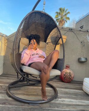 Jazz Raycole Instagram - Patiently waiting for summer ☀️