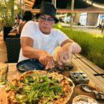 Jean-Claude Van Damme Instagram – What’s your favorite pizza😝🍕☕️#jcvd #vacation #pizza