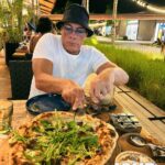 Jean-Claude Van Damme Instagram - What’s your favorite pizza😝🍕☕️#jcvd #vacation #pizza