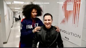 Jean-Marc Généreux Instagram - Avant la finale de ce soir l’ambiance est à la rigolade avec Larry et Laurent ( comme d’hab) Merci @50inside pour la visite au Québec et dans les coulisses de @revolutiontva avec mes amis @lestwinsoff & @lestwinson.