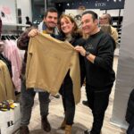Jean-Marc Généreux Instagram – Merciiiiiiiiiii pour ce super 5@7 chez @m2boutiques en compagnie de @guilbo_art un artiste incroyable!!! Merci @jmanctil @charest.melodie @alex_sorin , @autreflea4fils Justine, Carole , Danny et Toutes et Tous qui sont venus encourager @academiezenith et Maryse Tessier, en achetant un article #OhlalaChihuahua 
Merciiiiiiiiiii @m2boutiques & @m2generation de croire, de s’investir avec autant de cœur de ce projet M/2 Boutiques Quartier DIX30