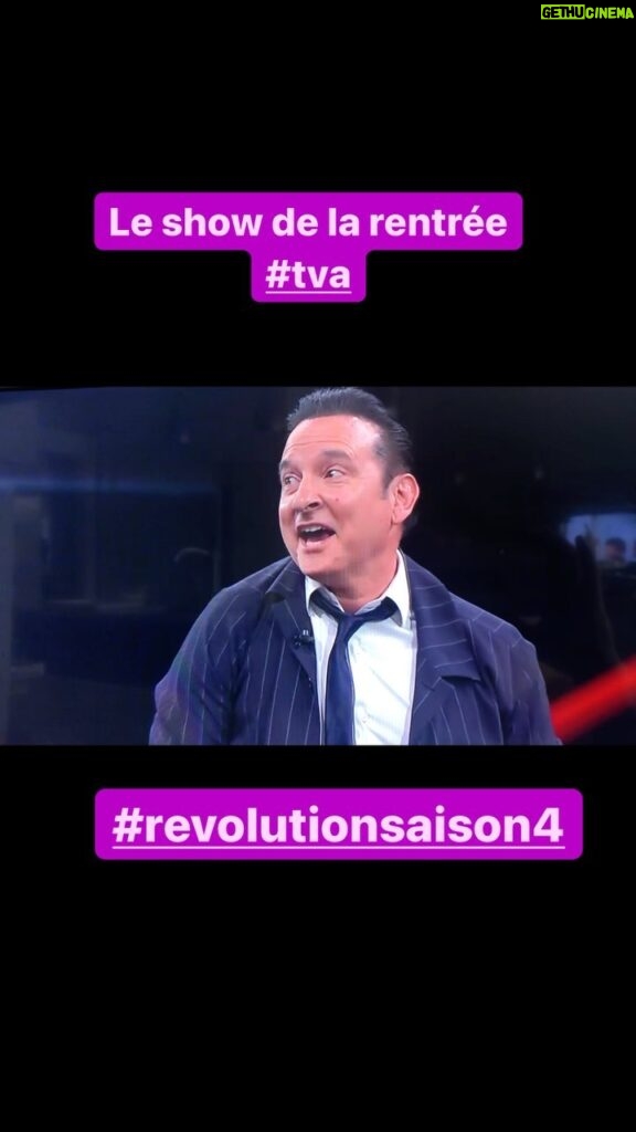 Jean-Marc Généreux Instagram - RDV pour “Le super show de la rentrée @tvareseau “ avec @juliebelanger1 & @jmanctil et me manquez pas @revolutiontva dès le Dimanche 18 sept !!! #ohlalachihuahua TVA - Montréal