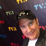 Jean-Marc Généreux Instagram - Lancement de la programmation @tvareseau YESSSSSSSSS @revolutiontva is BACK !!! @lydiabouchardofficiel @sarahlabrosa @lestwinsoff & @lestwinson @groupefairplay Montreal, Quebec