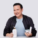 Jean-Marc Généreux Instagram - Découvrez la sélection KJ de @jmgenereux en pharmacie ! 💙 Tous les soins de la gamme sont sans parfum et pour tous les types de peau. Ils sont donc idéaux autant pour les femmes que pour les hommes. 💙   Les avez-vous déjà essayé ?