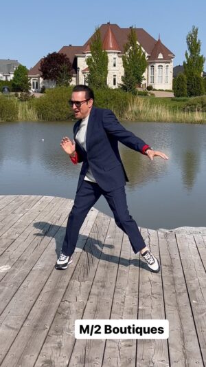 Jean-Marc Généreux Instagram - Super fun shooting photooooooo!!! Pour mes ami,e,s @m2boutiques & @m2generation !!! Merci 🙏🏻 @samlacam et toute l’équipe de M/2