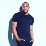 Jean-Marc Généreux Instagram – So Sad, Stephen tWitch Boss has left us…💔
@francemousseau1 and I had so much admiration for this brillant dancer, amazing choreographer, artist, and father…
We lost a friend… 

France and I feel privileged to have known this genuine, and humble man and He will be miss by the entire #sytycdfamily deeply. 

Sir…I’ll always cherish those memories of fun times spent with You my friend. 
RIP Twitch 🙏🏻 
@danceonfox
—————————————-
Les mots me manquent pour exprimer ma tristesse et mon incompréhension… Twitch était tellement talentueux, en plus d’être un travailleur acharné, il était aussi un rayon de soleil. Un mentor pour cette nouvelle génération. Il était respecté de tous les danseurs, acteurs et artistes qui croisaient sa route.

France et toute notre famille voudrions exprimer nos plus sincères condoléances à sa famille et à la famille de #sytycd 

Son sourire géant ( tout comme son cœur) va nous manquer à Tous. Repose en paix Mr Twitch Paris, France