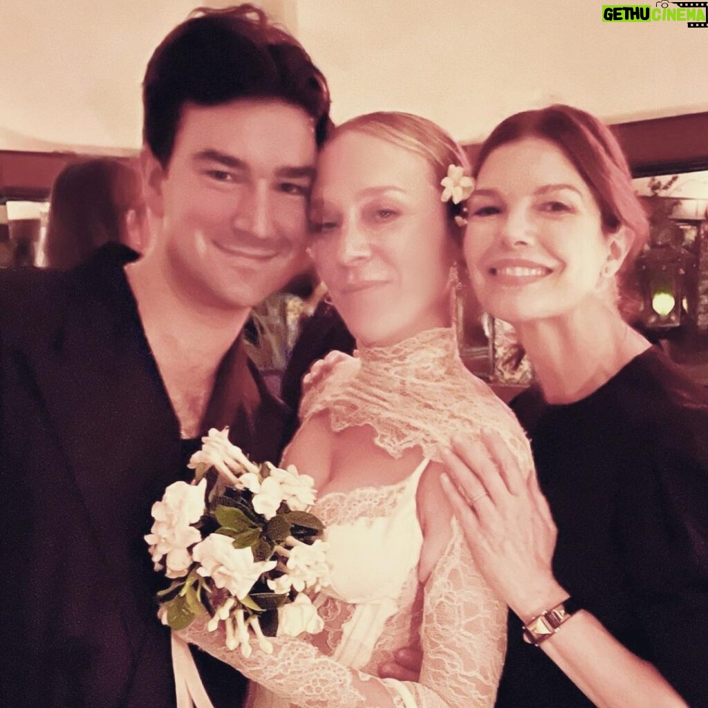 Jeanne Tripplehorn Instagram - Congratulations @chloessevigny and @sinisamackovic ⁣ ⁣ What a joy to bask in the glow of your magical nuptials⁣ ⁣ Here’s to a lifetime of love ⁣ ⁣ and dancing 🤍🤍⁣ ⁣ ⁣ ⁣ ⁣ 2. 📷 @nlyonne⁣ ⁣ 3. 📷 @briannalcapozzi⁣ ⁣