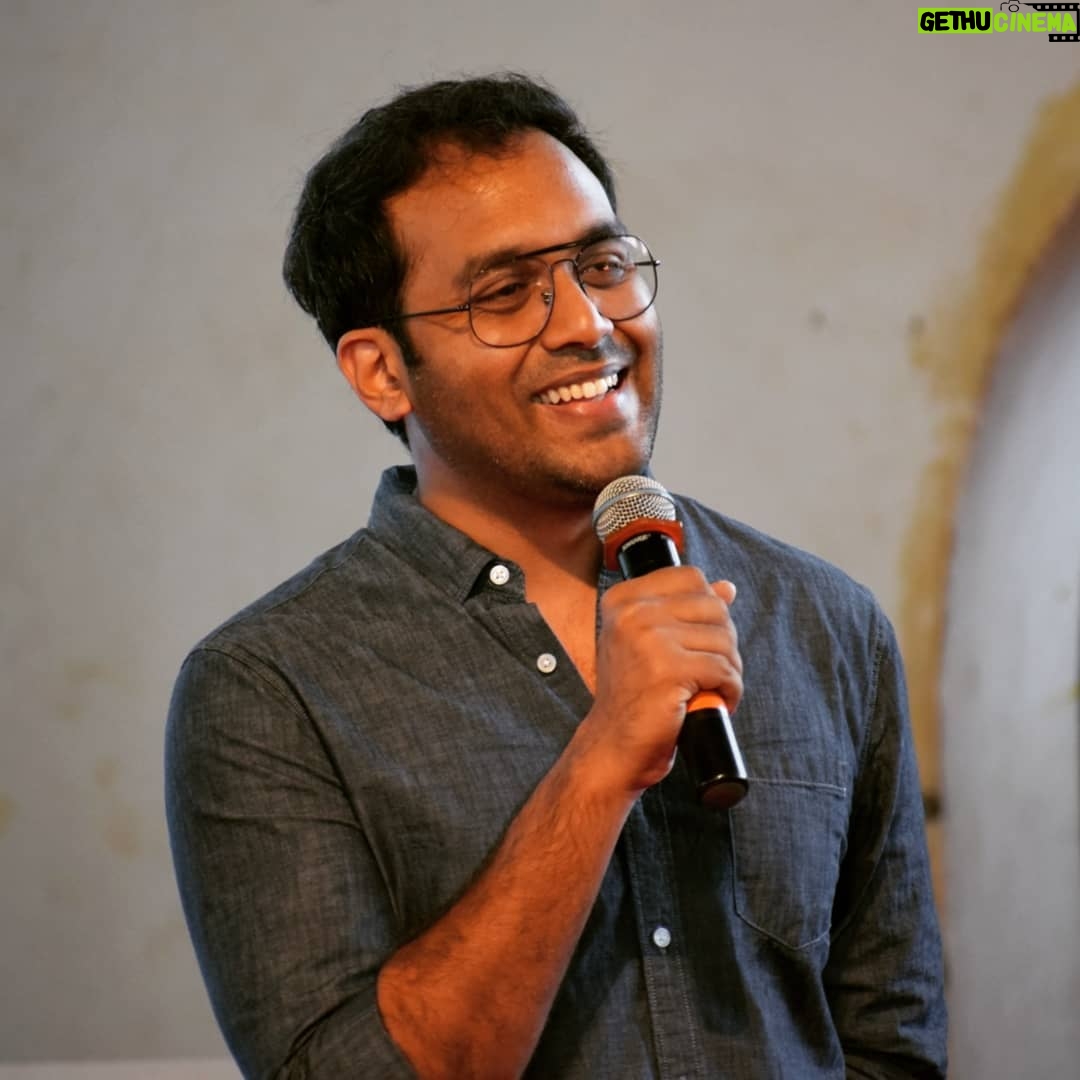 Jeevan Mammen Stephen Instagram - Happy Faces.. Happy Moments.. And a Memorable Day❤️ #karikku #mbifl2019 #youtube #family #brothersforlife #specialday #trivandrum Kanakakkunnu Palace