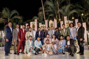Jeevan Mammen Stephen Instagram - Kalaashakottu😎🔥
.
.
.
📸: @motionpictures_weddings
MUA: @martinitrucco_ 
Costume Designer: @fariz_lezin_ 
Events: @shufflevents 
.
.
 @arunratan88 @shyamingireesh @nileen_sandra @sneha_babu_21 @anagha_maria_varghese @__j.u.d.y @sunnydayvlogs @ancytressy @rakezdp @vismaya_lj @aaditales @_sruthy.suresh_ @mayanikhil_ @babitha.brahmanand @akhil_xavier__ @finding_felicidade @athirakt 
#fridaynight #bestfriends #family #suitup