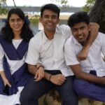 Jeevan Mammen Stephen Instagram - അവരന്നും ഇന്നും ❤️ . . . . @annu.antony & @kiranviyyath . . 📸: @rohit_krish #behindthescenes #priyapettavanpiyush #karikku_fresh #friendsforever