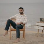 Jeevan Mammen Stephen Instagram - 🌊☀️ . . . . Concept & 📸 : @bijunarayan__ Art: @thisisbyrahulramesh #christmas #post #beach #sunshine #photoshoot