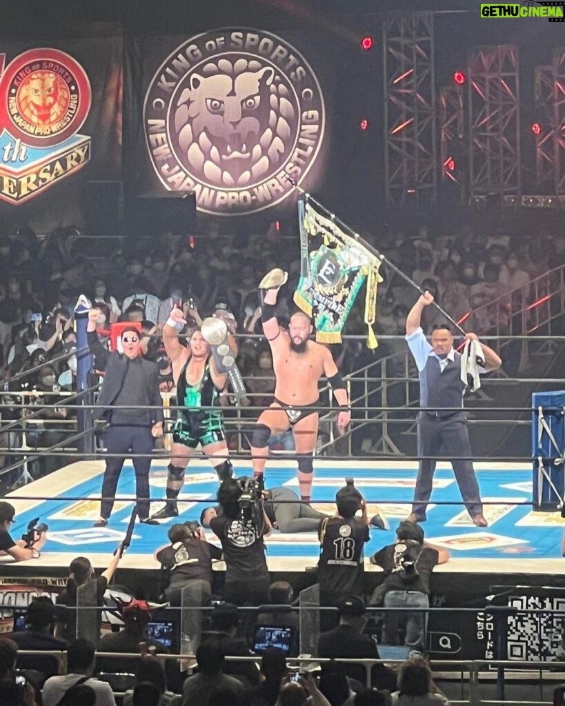 Jeffrey Cobb Instagram - The bigger they are, the harder they Fale….. which leads to NEW CHAMPS!!! 2X baby! 🤙🏽🤙🏽🤙🏽🤙🏽🤙🏽 Osaka Castle