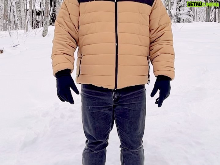 Jeffrey Cobb Instagram - Happy belated New Year to you all…. Stay safe and be warm… until then, enjoy me freezing in Hokkaido! #JeffCobb #AdventuresOfThatBrownGuy #HappyNewYear #Snow #Hokkaido #RestAndRecovery #VacationStay #AdventuresInJapan🇯🇵 NIDOＭ