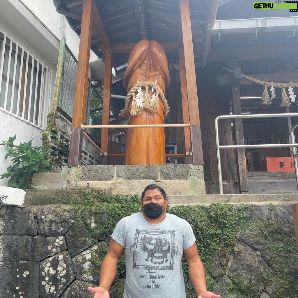 Jeffrey Cobb Instagram - There was a time before all the rain, where I went on an adventure to Iki island…. No smelling roses here, just enjoying the natural beauties like they were intended to be #JeffCobb #IkiIsland #EnjoyNature #AdventureTime #PeePeeShrine #MonkeyRock Amazing Iki island