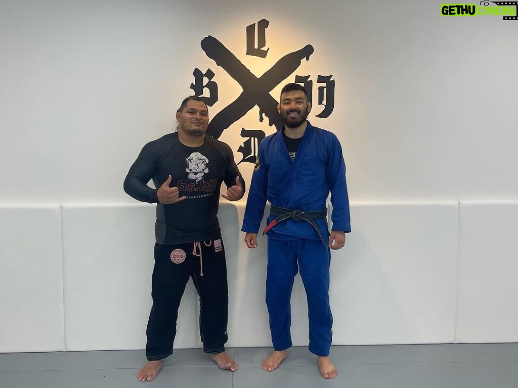 Jeffrey Cobb Instagram - Huge mahalos to @kazukicdbjj and @carpediembjj_sendai for the hospitality today! It’s been a long 6 months since I last trained with my Carpe Diem peeps, but it felt great to be back on the mats! Also brought a young lion who is a beast @boltin.oleg If you’re in the Sendai area, make sure to come by and train there! #JeffCobb #CarpeDiem #Sendai #IAmPooped #FunTraining #Rolls #Jujitsu Carpe Diem Brazilian Jiu-Jitsu Sendai