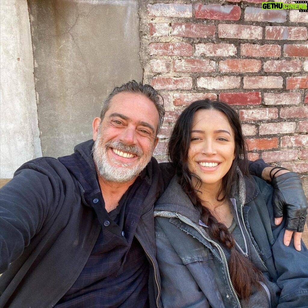 Jeffrey Dean Morgan Instagram - I know… two posts in a day. Maybe getting a tad sentimental. Love these people. @amcthewalkingdead