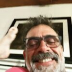 Jeffrey Dean Morgan Instagram - Happy Sunday. Xojd&george.