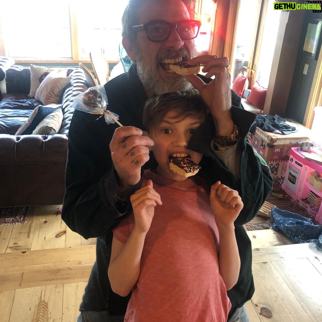 Jeffrey Dean Morgan Instagram - Just wanna thank everyone for birthday wishes... really meant the world hearing from so many folks. And to my three? Thank you for the best birthday a fella could ask for. No getting out this year... so my clan got creative, and made me this... kimono/jacket/shirt thing... that I just love. It’s for sure, my new favorite... kimono/jacket/shirt thing! Has pieces of the past 12 years all over it. Kids made patches... to go along with various clothing items we refused to throw away... because 1. We are sentimental and 2. Well, we are hoarders. This is beyond damn cool. @hilarieburton put it all together... while under same roof as me, and I had no idea. She is the sneaky and magical one. And I am the lucky and EASILY most fashionable one. Xojd