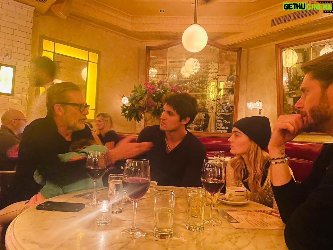 Jeffrey Dean Morgan Instagram - So, I was lucky enough to have dinner with the younger, cooler, and more handsome John Winchester. Gotta say, I loved both @drakerodger and @megdonnelly. Talented, humble, funny, smart, very damn attractive. (Better be) The supernatural world couldn’t be in better hands. These two know the world they’re walking into, care about it, and will do it more than justice. @thecwwinchesters airs tonight and I can’t wait to see what @jensenackles and @danneelackles512 have cooked up. It’s not often that a show has so much love for it that it warrants another iteration… thanks to Jensen and @jaredpadalecki, the Winchester story is just starting… and I can’t wait. George either. That’s her in my arms so impressed with us all she decided to nap. The Winchesters. Tonight. CW. Big love. Xxjd oh… photos courtesy of the sneaky better half. @hilarieburton