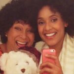 Jeirmarie Osorio Instagram - ¡Feliz día internacional del actor y del perro también! Me siento tan afortunada de haber elegido esta profesión y los amores caninos que hoy me acompañan... Vivo en gratitud, feliz y soñando. ¡Que tengan un sábado hermoso lleno de salud y buena energía! ¡Les 🤍! #fast5 #celia #unamaidenmanhattan #fastandfurious #porqueelamormanda #santadiabla #armasdemujer