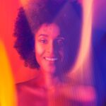Jeirmarie Osorio Instagram - Disfrutándome el proceso… Esto de cantar y promover música es un trabajo duro y complejo. Más, si eres artista independiente y tu música no es “comercial” como dicen; pero, ¿Saben qué? Lo que más satisfacción me causa de todo esto es ser la dueña de mi música… haber escrito cada tema desde mi alma y consciencia, haber estado en cada etapa de la producción, desde la producción de la música, hasta los videos… pero sobretodo… tener la última palabra. Eso de sentir que tengo el control de mi vida en todo momento… no tiene precio. Y tú… ¿Te sientes en control de tu vida? ¡Deseo un súper día para ti! ¡Te 🫶🏾! 📸: @dylan__sierra @anger.29 @_ulteriorworld 💄: @nic_sfx #reflexion #2222 #22 #jeimyosorio