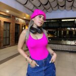 Jelai Andres Instagram – Magjojowa na sa 2024!!!! Eme! 😂Happy New Year miloves! Love you all (Swipe left) 

#jelaiandres @di_fam #happynewyear