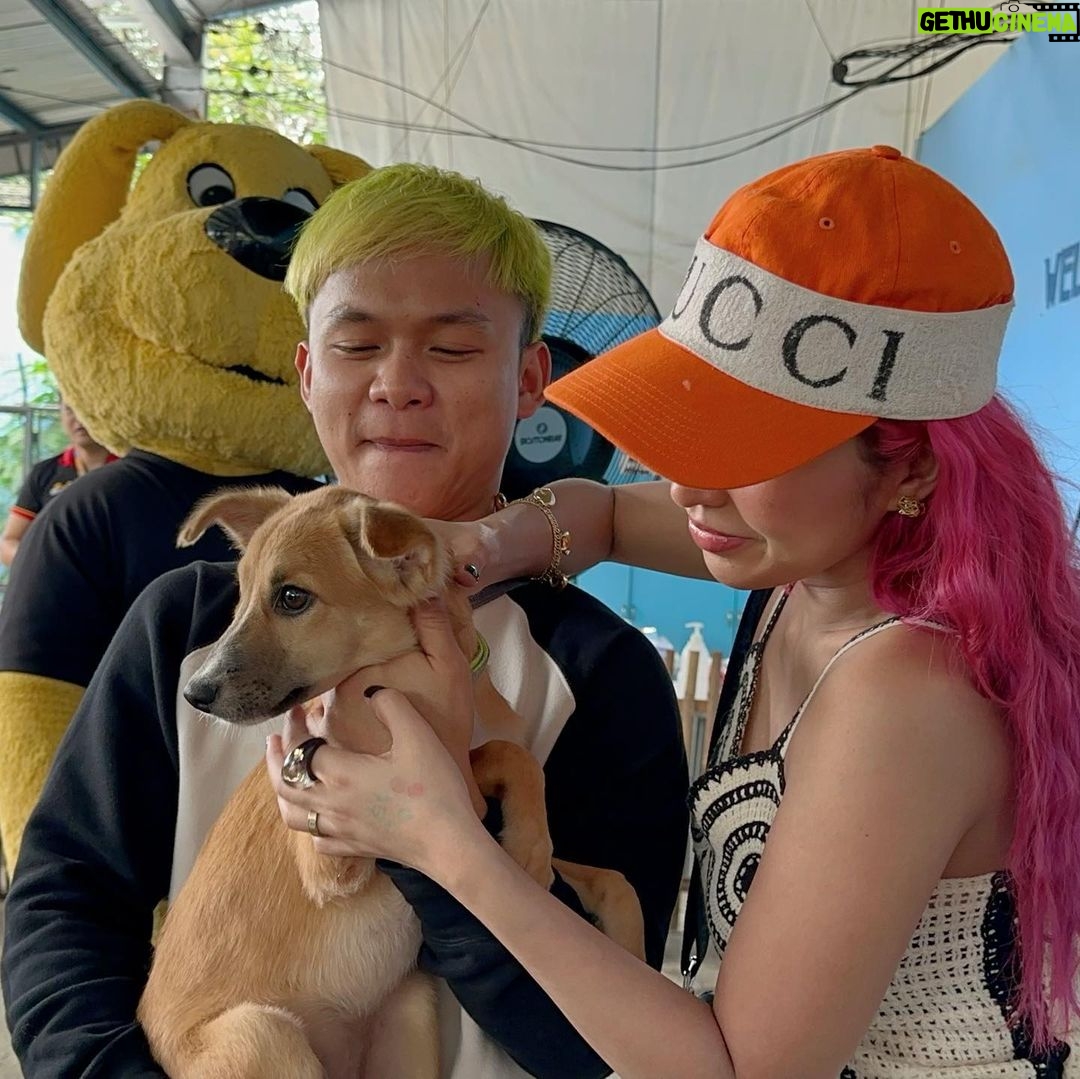 Jelai Andres Instagram - (Swipeleft) We went to ILOILO Falcor DINAGYANG furtastic for a show. And I bought my talent fee a sacks of dog food, vitamins, shampoo etc. and dinala namin sa Iloilo Dog Pound. Im so happy na itong pound na to ay hindi nag memercy killing ng mga aspins/ animals na nahuhuli nila. π€π Ambabait ng mga babies natin doon sobra. Pinaliguan pa namin. Everyone pls adopt dont shop. π€ And pinrank ko si Buboy na nakagat ako ng aso π super panic siya eh! Sympre napaarte ko ang mga dogs. Nakinig sila sakin super cute π lab yu WATCH THE FULL VIDEO ON MY YOUTUBE CHANNEL