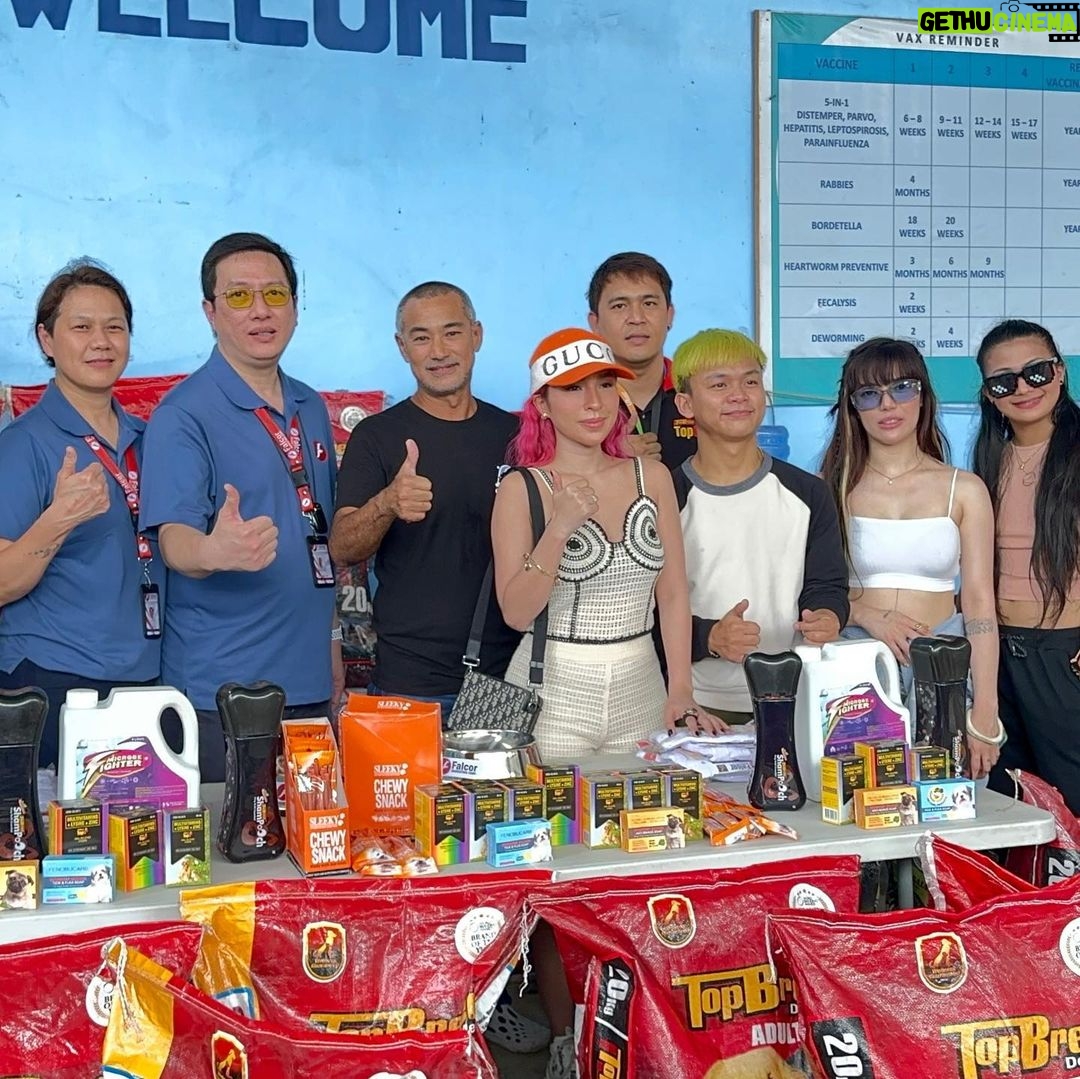 Jelai Andres Instagram - (Swipeleft) We went to ILOILO Falcor DINAGYANG furtastic for a show. And I bought my talent fee a sacks of dog food, vitamins, shampoo etc. and dinala namin sa Iloilo Dog Pound. Im so happy na itong pound na to ay hindi nag memercy killing ng mga aspins/ animals na nahuhuli nila. π€π Ambabait ng mga babies natin doon sobra. Pinaliguan pa namin. Everyone pls adopt dont shop. π€ And pinrank ko si Buboy na nakagat ako ng aso π super panic siya eh! Sympre napaarte ko ang mga dogs. Nakinig sila sakin super cute π lab yu WATCH THE FULL VIDEO ON MY YOUTUBE CHANNEL