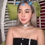 Jelai Andres Instagram – Soft girl, geng geng inside 😉😚🖤💜 

#jelaiandres #instagramreels