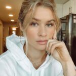Jenna Boyd Instagram - 2020 v. 1995