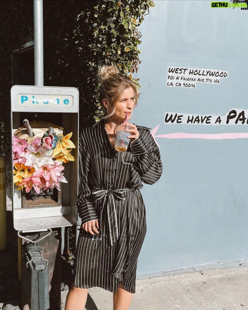 Jenna Boyd Instagram - 👟💐☕️ @revolve Los Angeles, California