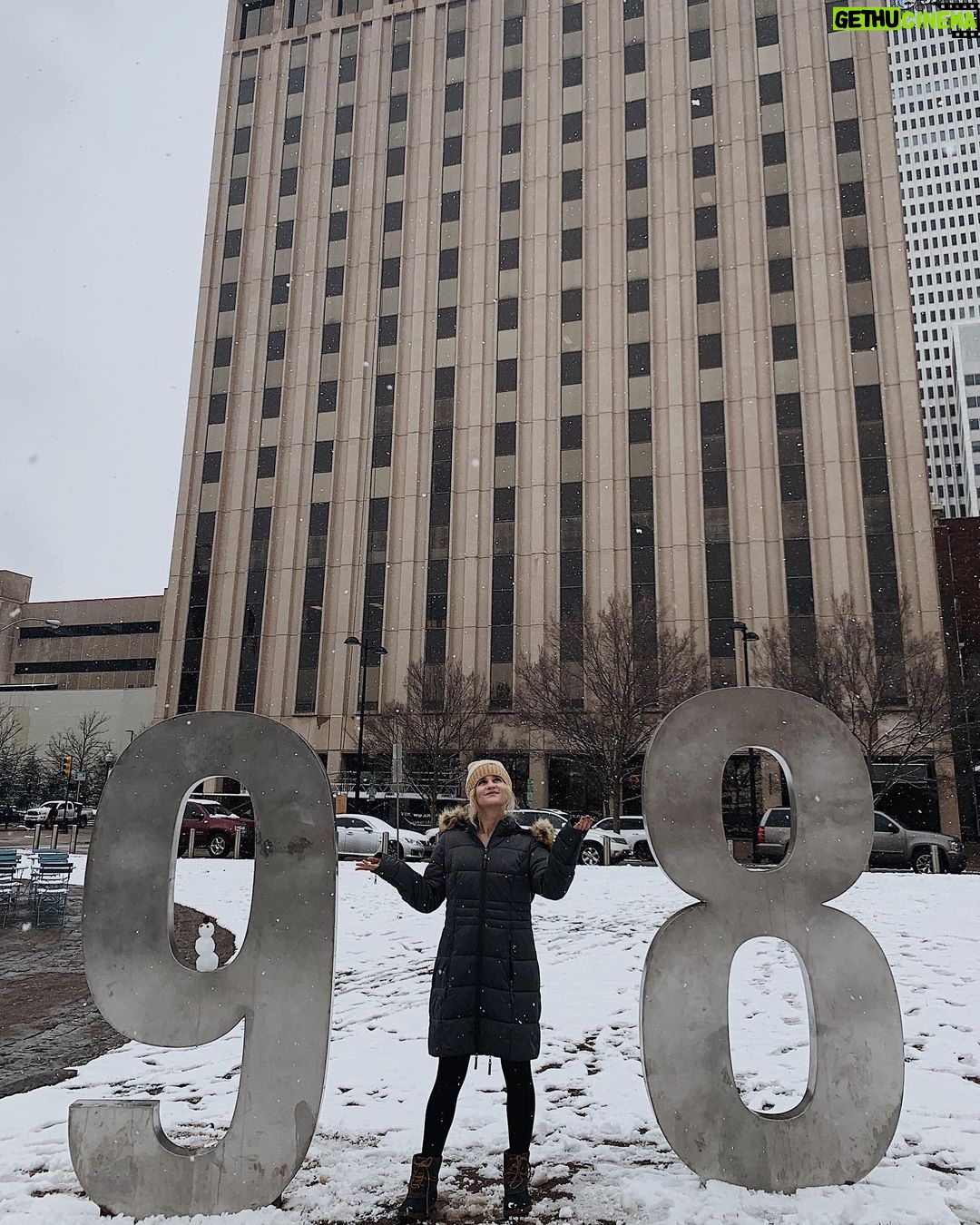 Jenna Boyd Instagram - Traded the 818 for the 918, and I’ve truly never been happier 🤍 Tulsa, Oklahoma