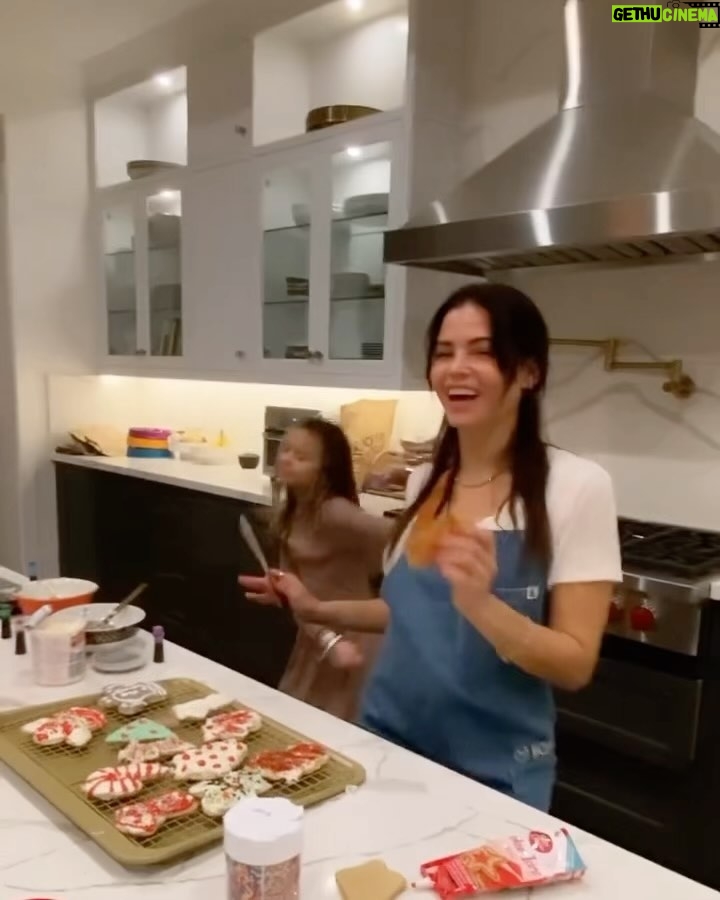 Jenna Dewan - 134.1K Likes - Christmas Eve’s past ❤️