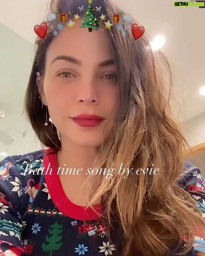Jenna Dewan Instagram - Christmas Eve’s past ❤️