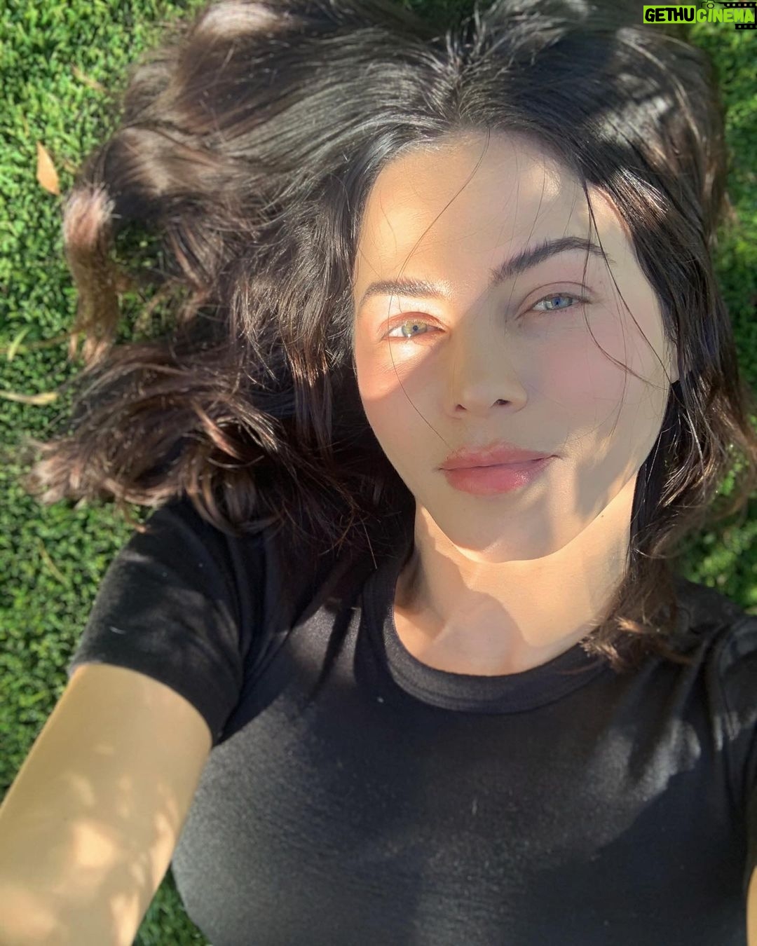 Jenna Dewan Instagram - Happy Thanksgiving! So beyond grateful, today and everyday 🤍