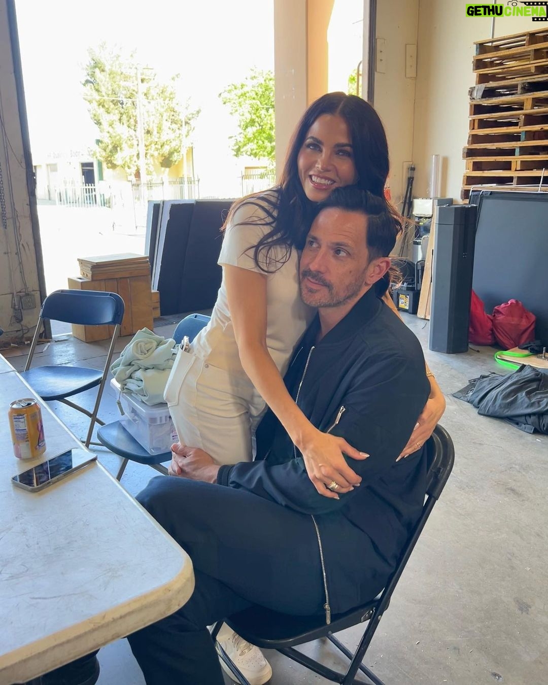 Jenna Dewan Instagram - It’s always been a big dream of mine to produce..and to get to produce (and act again with!) @stevekazee made all of this so much more special ❤️ @lifetimetv you have always been so supportive and giving of opportunities for women to expand their art in front of and behind the camera and i value our continuing working relationship so much! You are a true force. I hope you guys enjoy this fun thriller, we had a wild ride making it and tune in tonight! #devilonmydoorstep
