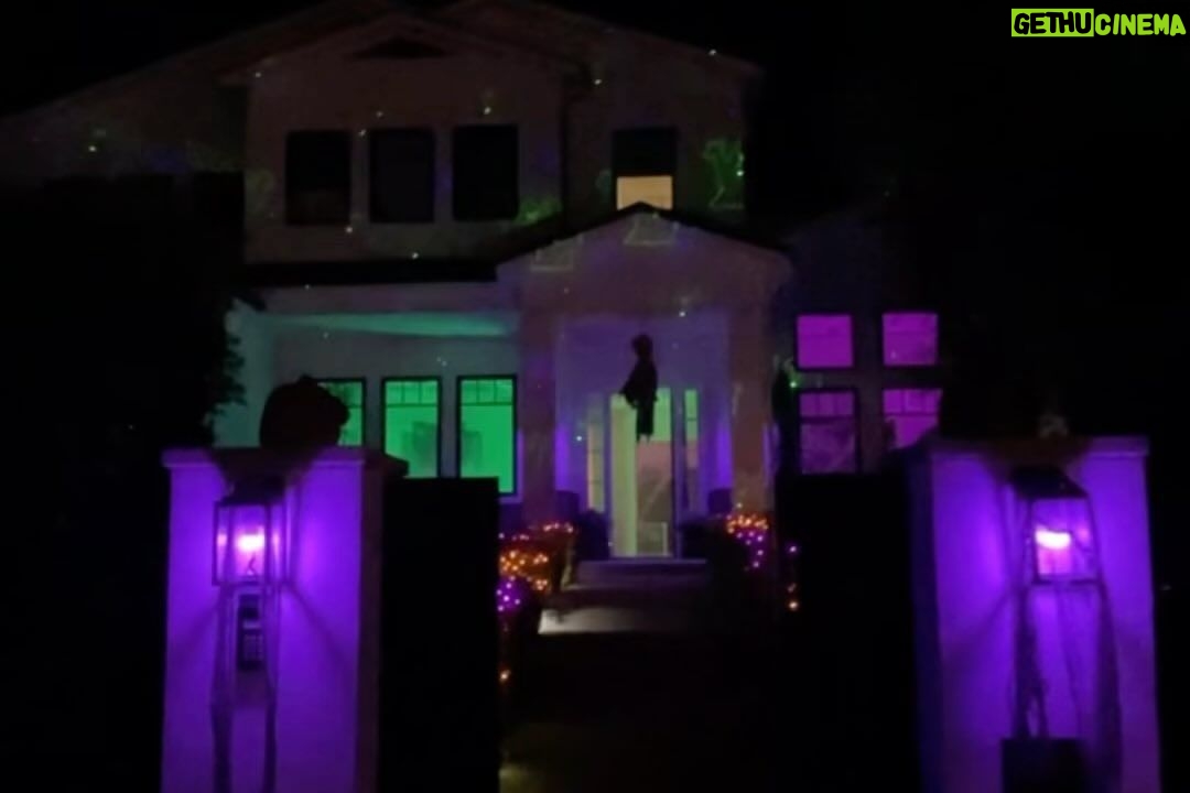 Jenna Dewan Instagram - Scenes from Ev’s first Halloween party 🎃 .. anyone else feel like Halloween has been going on for two months already??