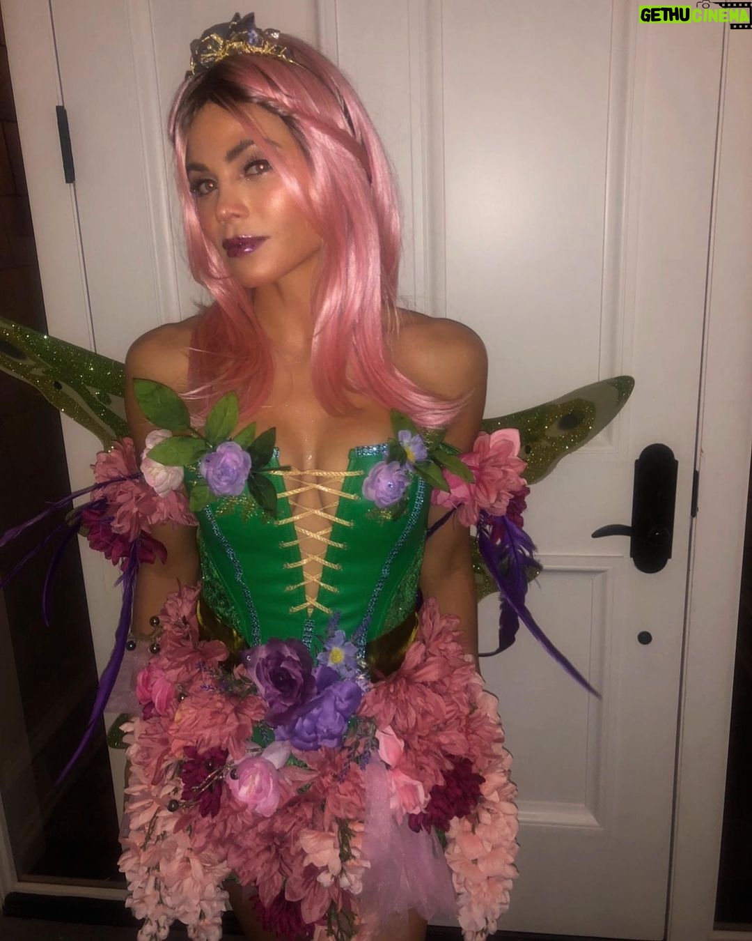 Jenna Dewan Instagram - Ghosts of Halloween past 👻