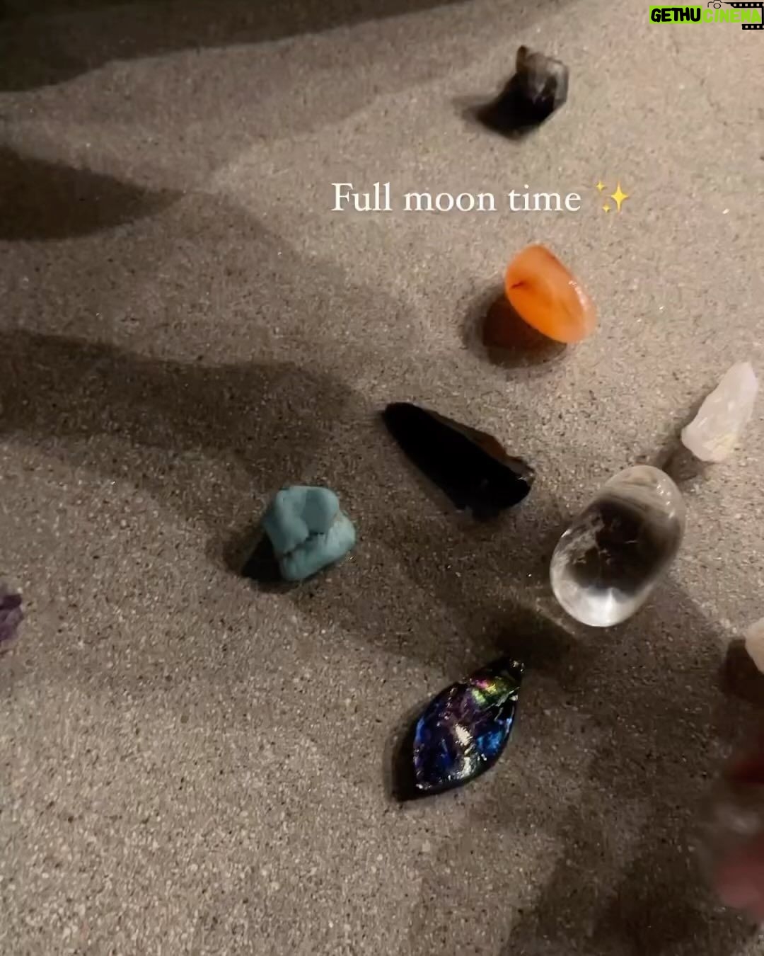 Jenna Dewan Instagram - pov- raising a spirit junkie