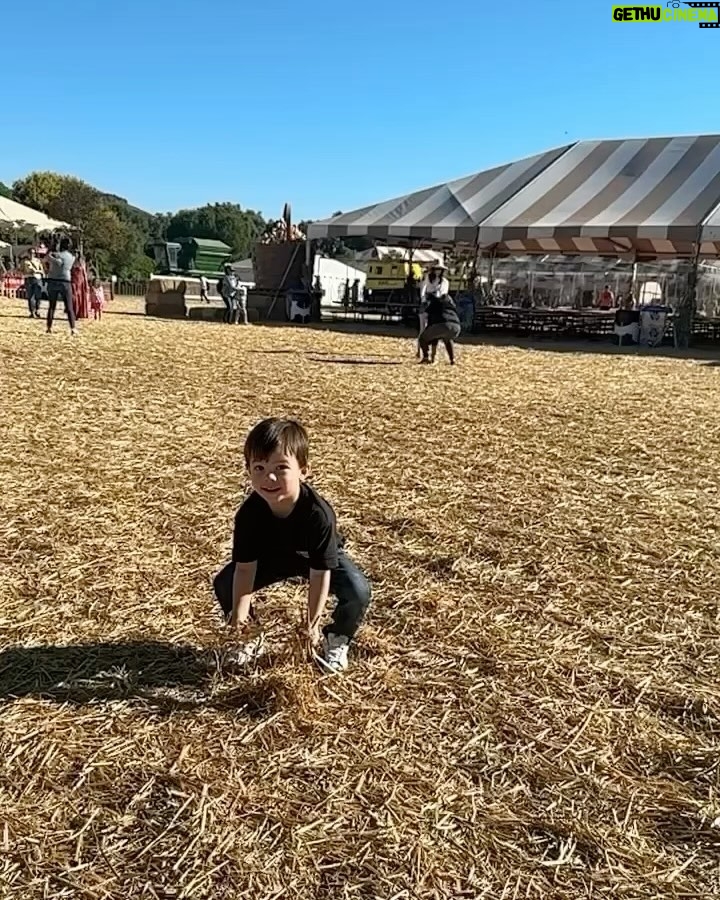 Jenna Dewan Instagram - The season is pumpkin patch 🍁