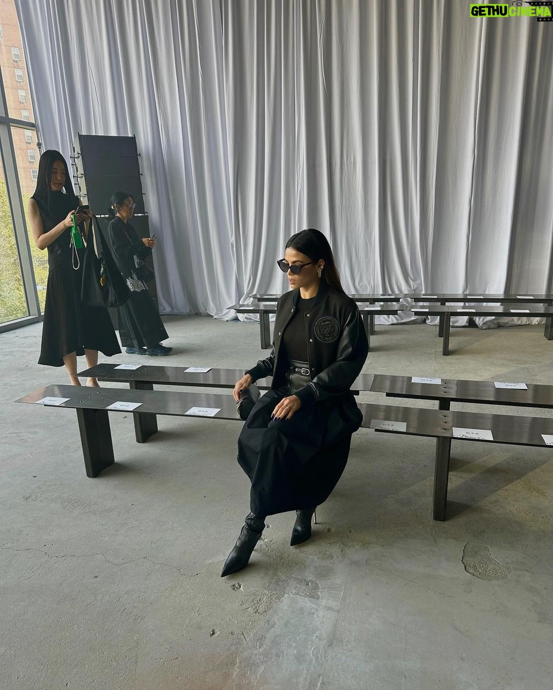 Jenna Dewan Instagram - 🖤 @31philliplim