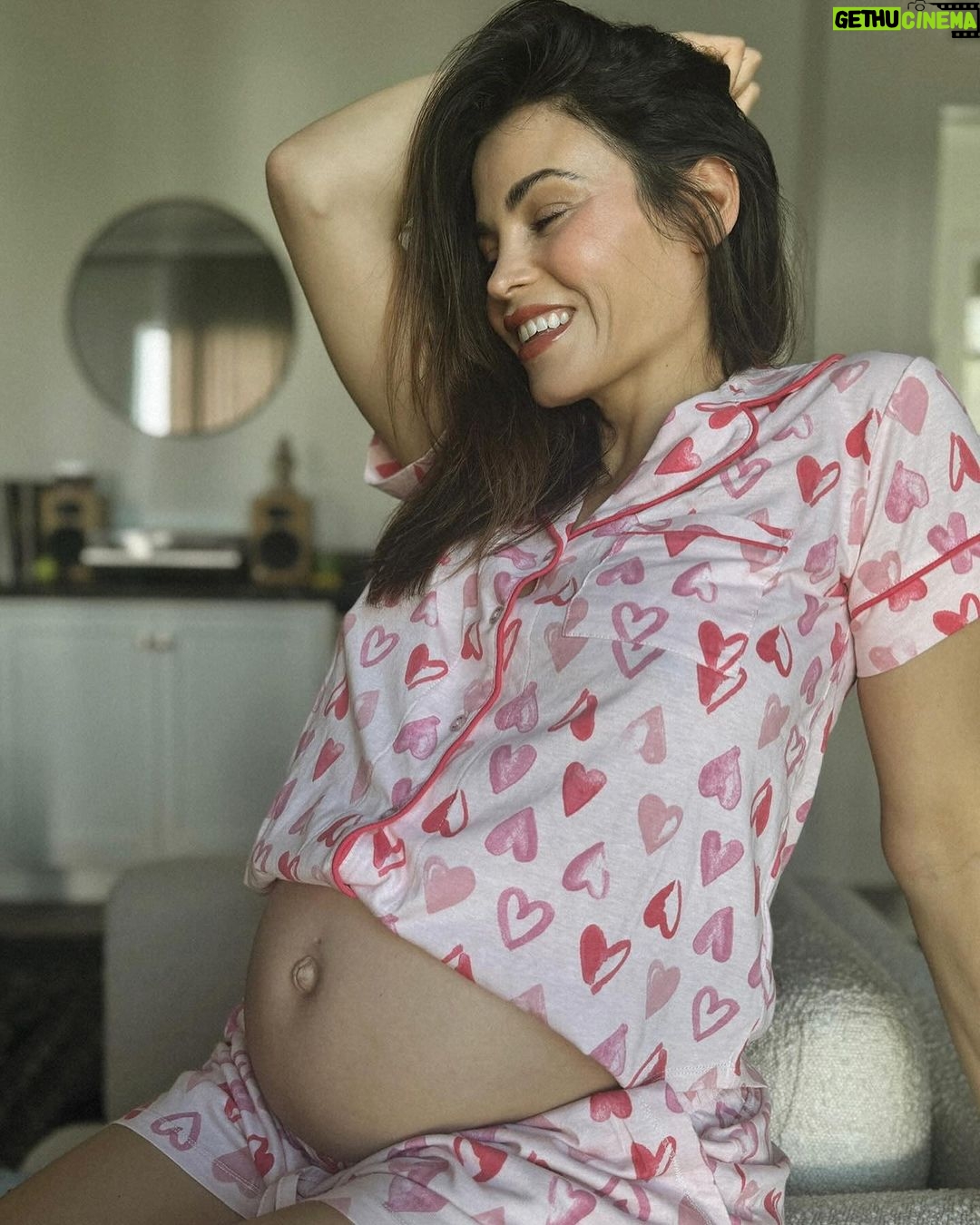 Jenna Dewan Instagram - happy love day 💌