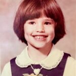 Jennifer Garner Instagram - Happy back to school, everyone, from kindergarten Jen in her homemade and hand embroidered jumper. Featuring a necklace earned by practicing piano. Congratulations, Mamas, and 😭😭 they’re so big xxxx 🍎📝♥️📚🚸🖍️