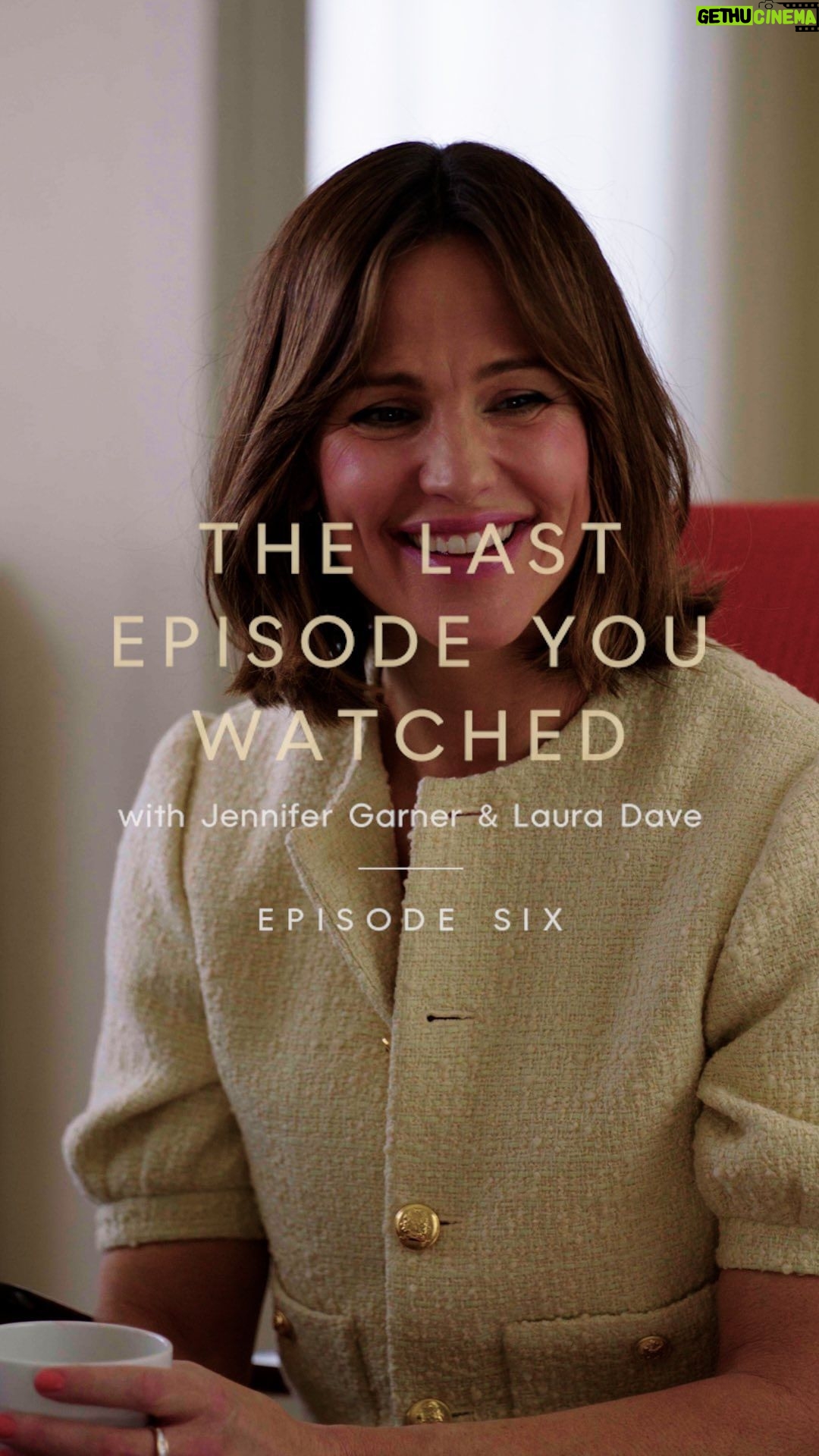 Jennifer Garner Instagram - #TheLastThingHeToldMe Book Club! Episode 6 asks us: Are a secret and a lie the same thing? Is Bailey old enough to hear the truth about her father? One episode left! 🥲📚♥️