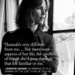 Jennifer Garner Instagram - Jennifer Garner might be famous for her air of easy affability. But she felt she could nail the role of Hannah, a skilled woodcrafter whose new husband (Nikolaj Coster-Waldau) mysteriously vanishes, leaving her to look after his headstrong adolescent daughter (Angourie Rice) in the Apple TV+ adaptation of Laura Dave’s bestseller “The Last Thing He Told Me.” She just wasn’t sure how to convince Hollywood she was right for the part. But when she heard the role was available, it was go time. She began dashing off letters to the producers. “I was like, ‘Here’s why I feel like I deserve a shot: I understand what it is to be the grown-up in the room and the weight of that, that I just have to keep showing up.’” Next thing she knew, Hannah was hers. Read our interview with Jennifer Garner at the link in bio. 🖊️ @margyrochlin 📸 @evanmulling #TheEnvelope #TheLastThingHeToldMe #AppleTV+