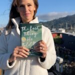 Jennifer Garner Instagram - Weekend plans - booked. ✔️📖 It’s time to escape to Sausalito! The first two episodes of #TheLastThingHeToldMe are now streaming on @AppleTvPlus.