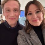 Jennifer Garner Instagram – Flashback to last week and wrapping #FamilyLeave for @netflixfilm. I miss you already, Walkers ♥️
.
1. The Walker Family 🤗♥️🥰 @edhelms @ememyers @bradynoon 2. Hi, @saythename_17. Don’t tell my kids I can be fun in the middle of the night. 3. “What is My Life?”, the @edhelms and Jen edition. 4. Lethally funny @matthiasschweighoefer. 5. Thank you, @filmcalifornia, for keeping production in LA! 6. @theritamoreno. What can we even say, we still talk about your presence and command of a moment, the set, all of us. 7. @mcgfilm—the greatest that could be, I miss you. 8. This is our dog (Oliver, playing Pickles) in a hat. 9. 🎄💃🏻 @susied310 10. For our twins, “Dando” = “candle” and “Dando” = @edhelms. We love you, @lincolnandteddy.